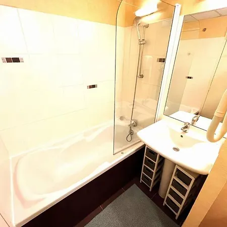 421 Face A L'ocean Avec Piscine,acces Apartment